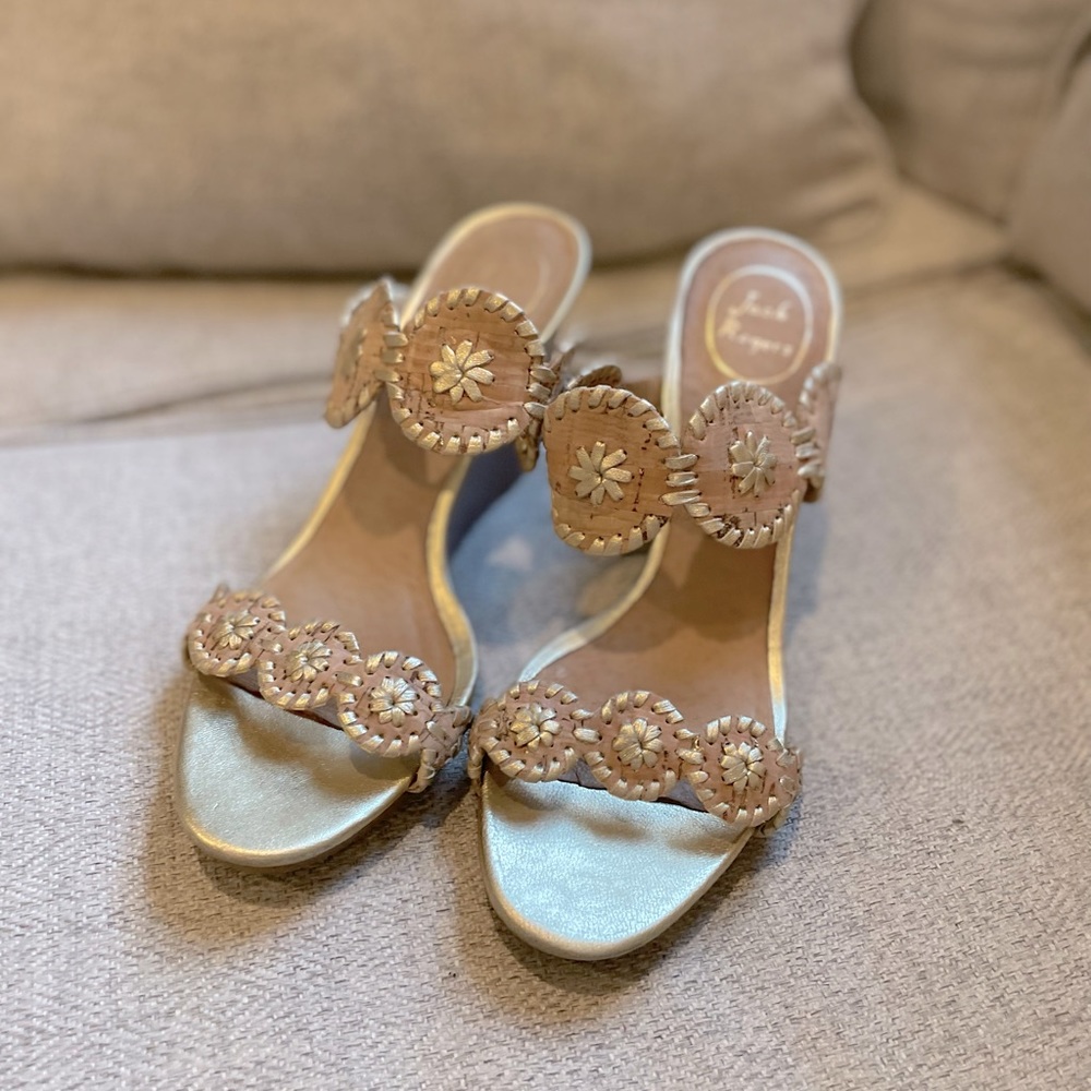 Jack Rogers Luccia Wedges Size 9.5